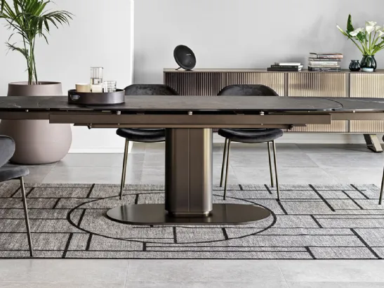 Tavolo allungabile Cameo in ceramica di Calligaris