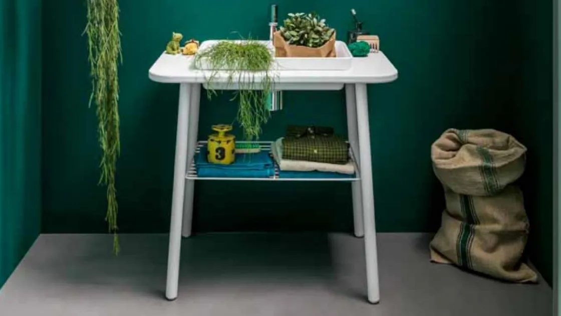 Mobile bagno da appoggio in laccato bianco opaco e top in mineral marmo Acqua e Sapone 01 di Birex