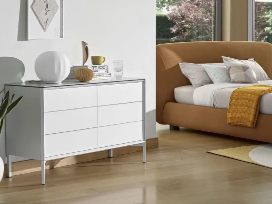 Cassettiera York in laccato Bianco opaco con top in ceramica di Calligaris