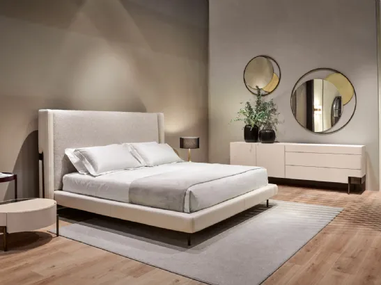 Letto in pelle con testiera Valley Alto di Cantori