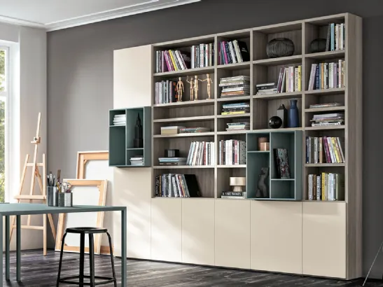 Libreria a muro in laccato opaco con ante chiuse IM20 L24 di Clever