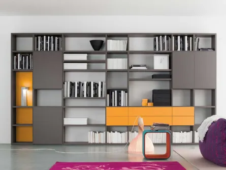 Libreria da parete in laccato opaco componibile e personalizzabile dal design moderno e minimal di Clever