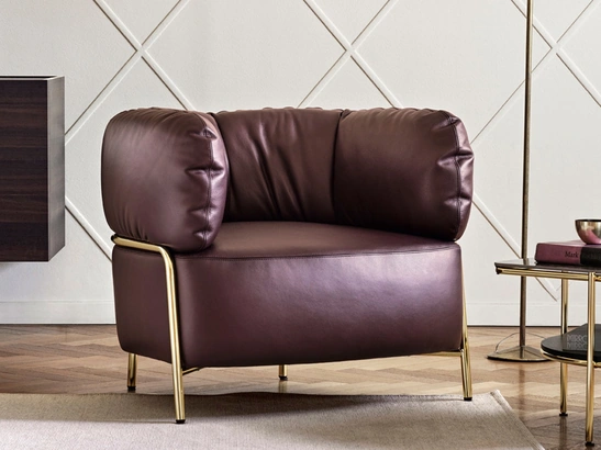 Poltroncina in pelle Quadrotta di Calligaris