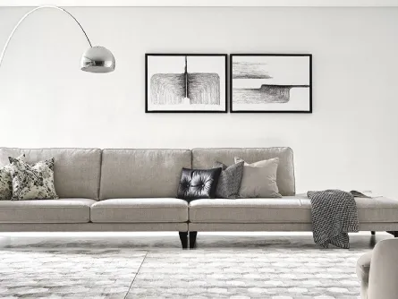 Divano accogliente rivestito in tessuto Queen di Calligaris