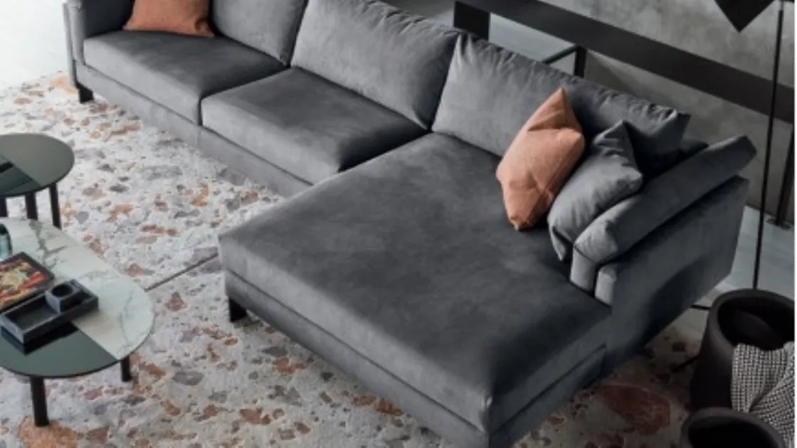Divano con penisola Meridien di Calligaris