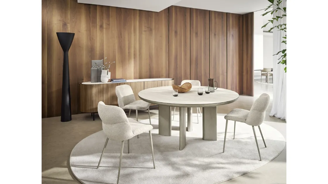 Tavolo Sandy rotondo con piano in legno di Calligaris
